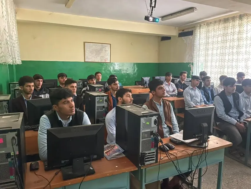 Students in a computer lab