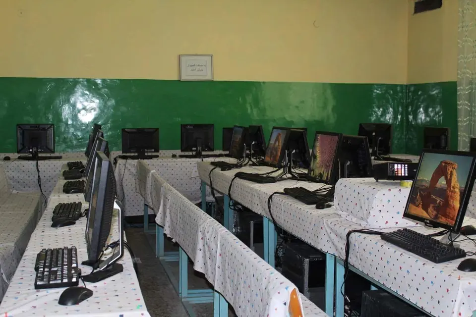 Students in a computer lab